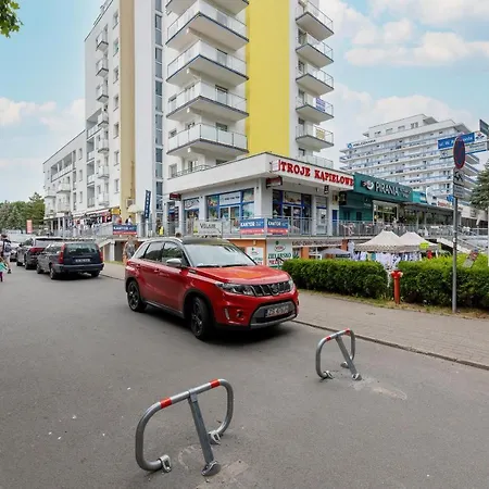 Apartment Przy Plazy Reymonta By Renters *