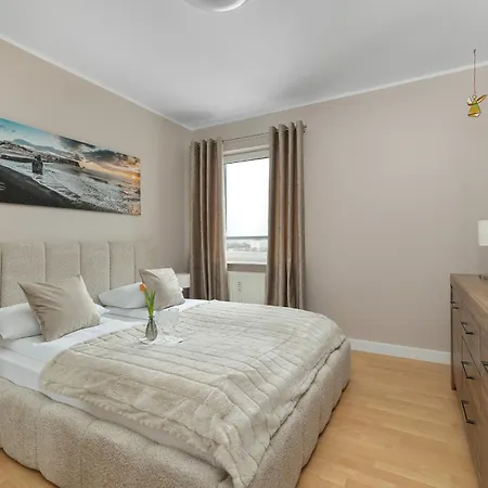 Przy Plazy Reymonta By Renters شقة *