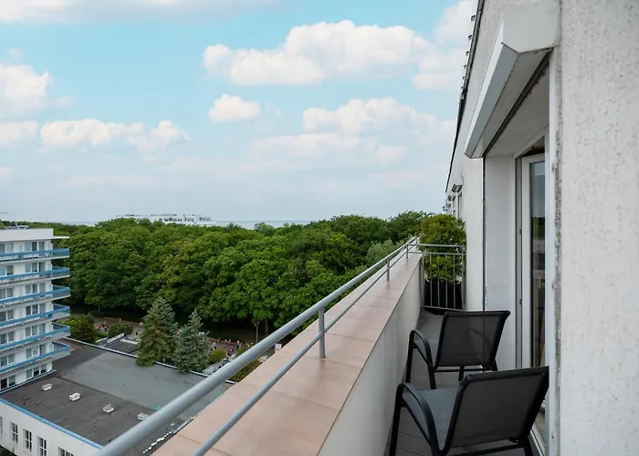 Przy Plazy Reymonta By Renters Apartment